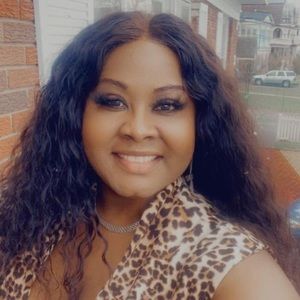 Meet your Posher, Rose